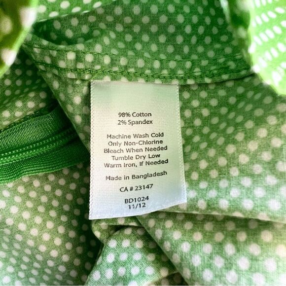 Talbots Petites Sleeveless Faux Wrap Style Blouse 6P Green White Polka Dots - Picture 7 of 7